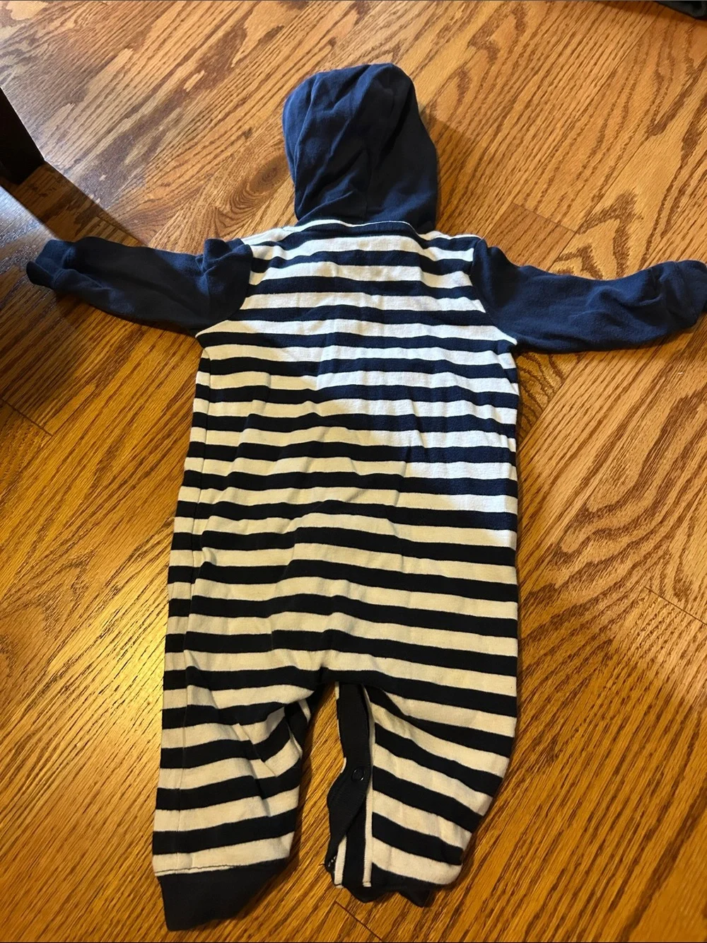 Carters striped navy